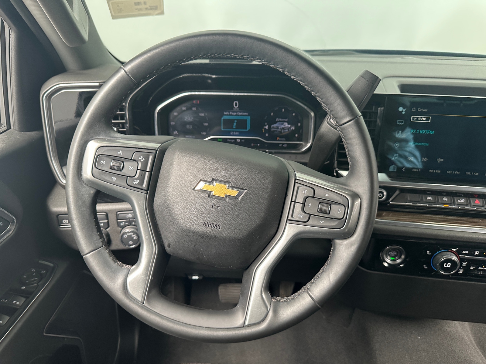 Thumbnail: 2024 Chevrolet Silverado 1500 - 5