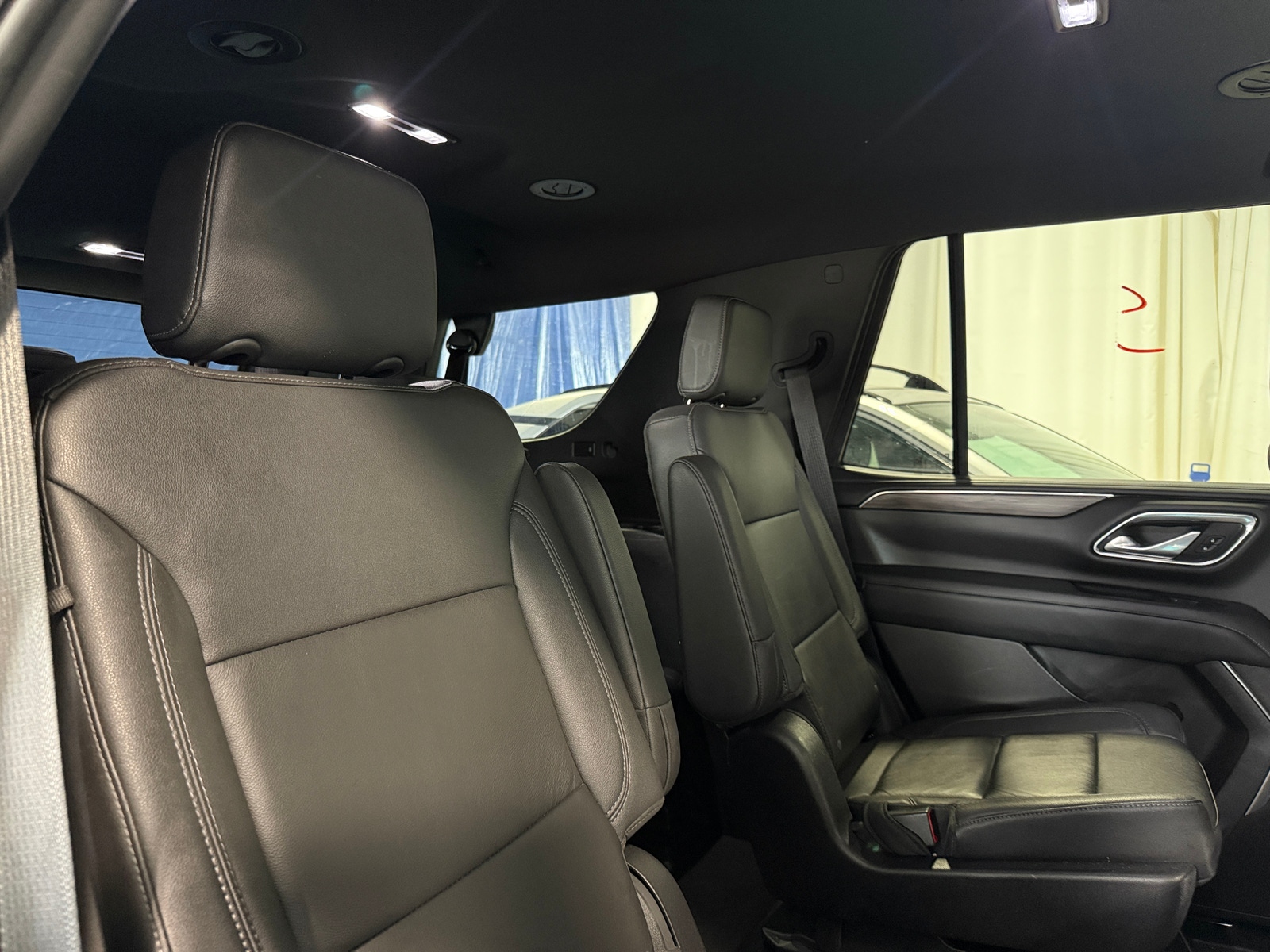 Thumbnail: 2023 Chevrolet Tahoe - 5
