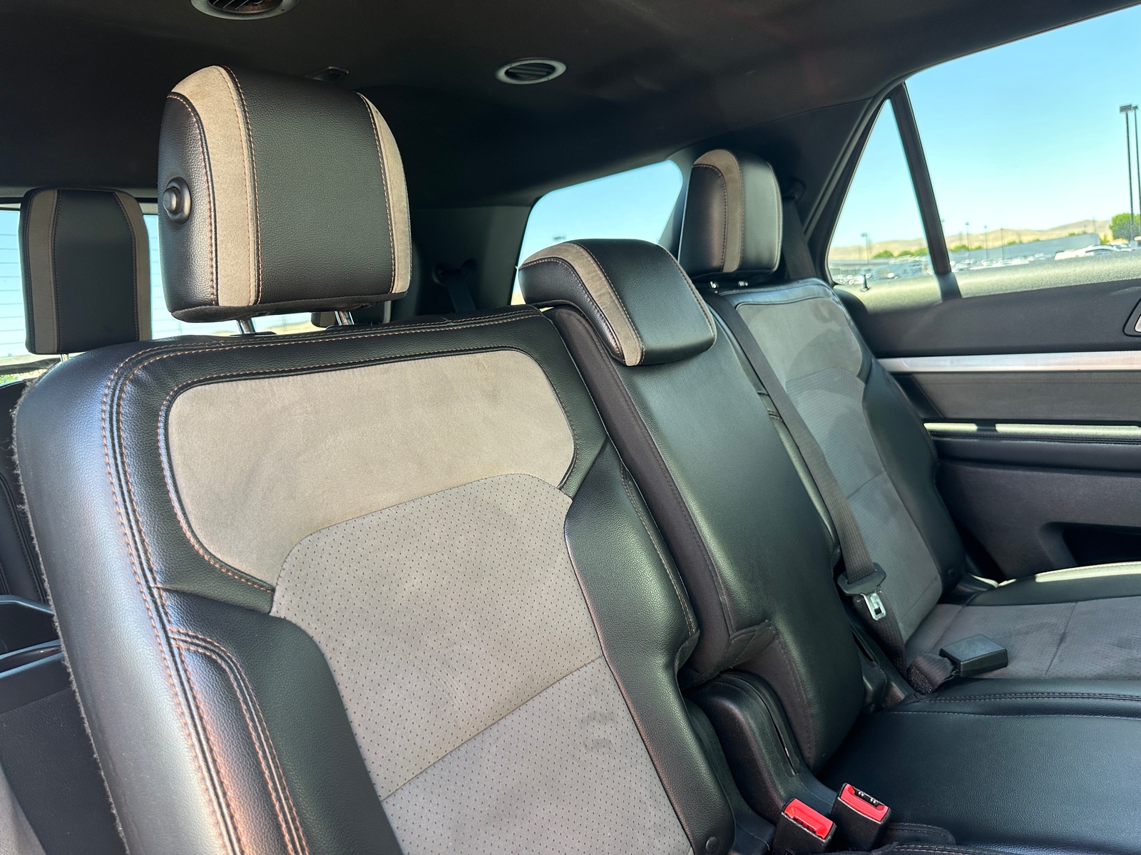 Thumbnail: 2017 Ford Explorer - 5