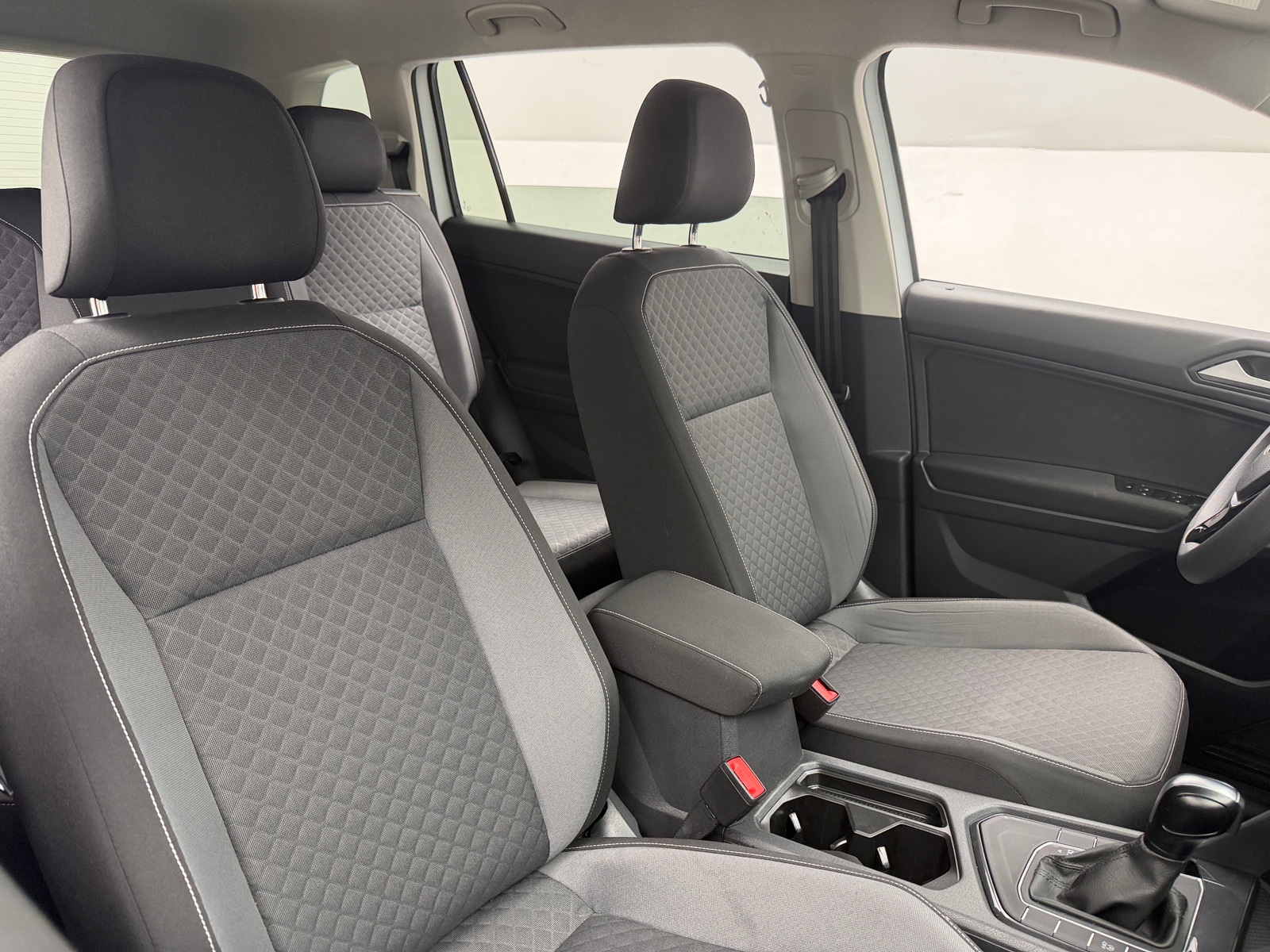 Thumbnail: 2021 Volkswagen Tiguan - 2