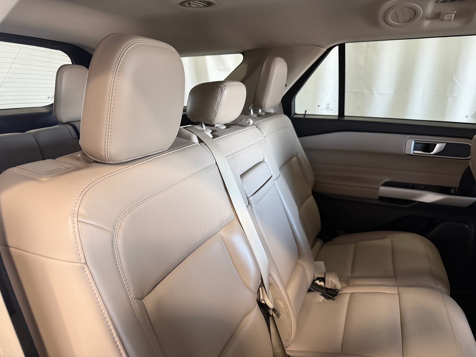 Thumbnail: 2021 Ford Explorer - 6