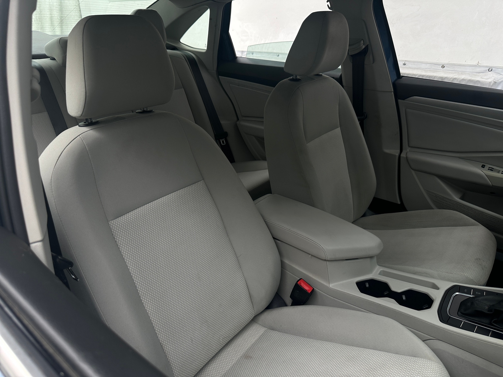 Thumbnail: 2019 Volkswagen Jetta - 2