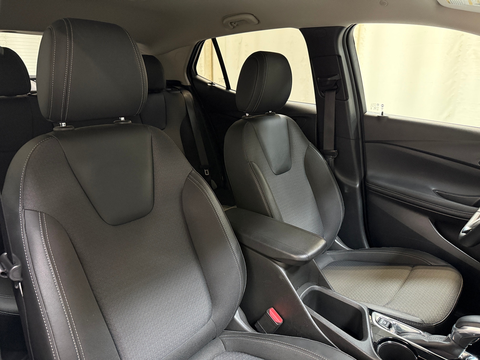 Thumbnail: 2025 Buick Encore GX - 2