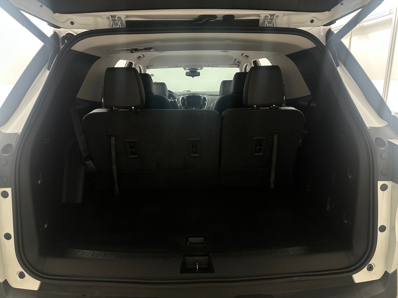 Thumbnail: 2021 Chevrolet Traverse - 6