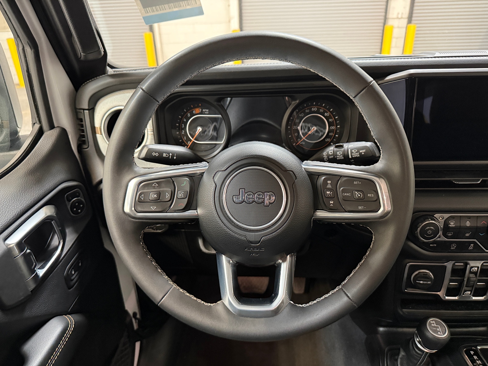 Thumbnail: 2025 Jeep Wrangler - 5
