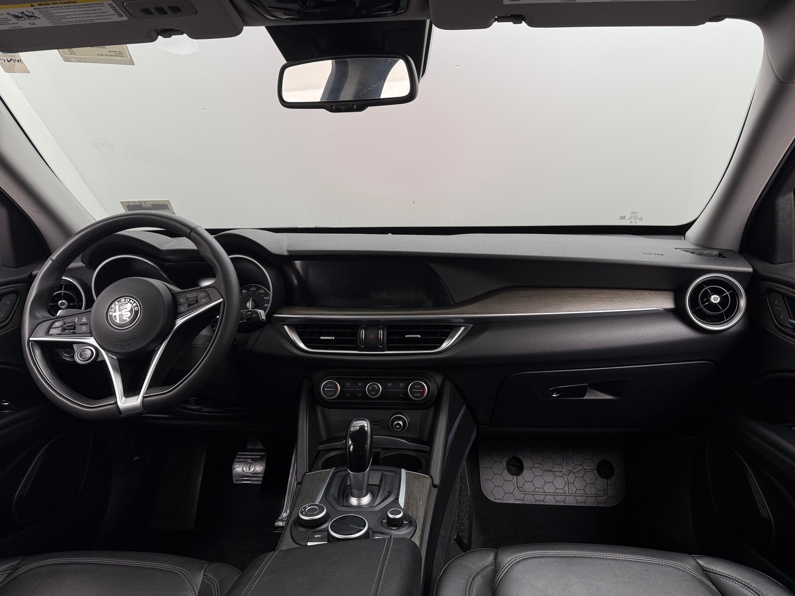 Thumbnail: 2018 Alfa Romeo Stelvio - 2