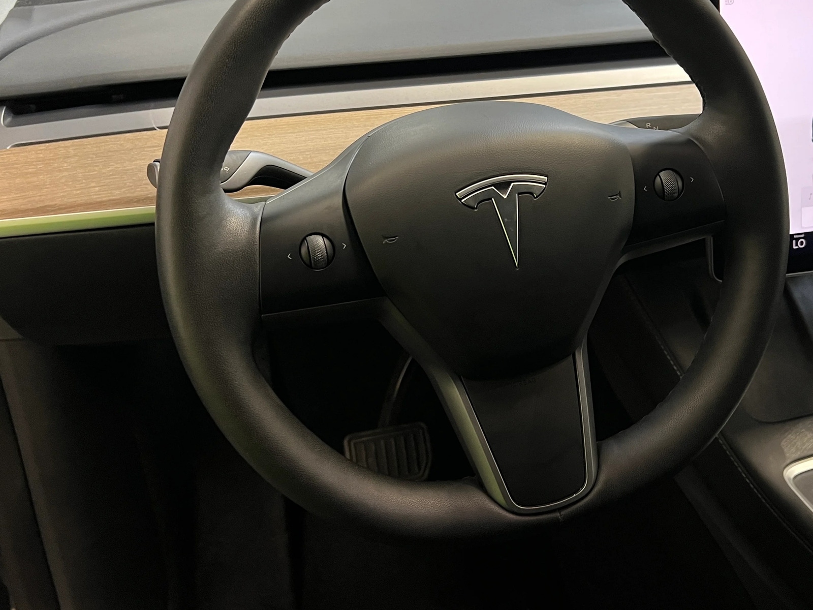 Thumbnail: 2022 Tesla Model Y - 4