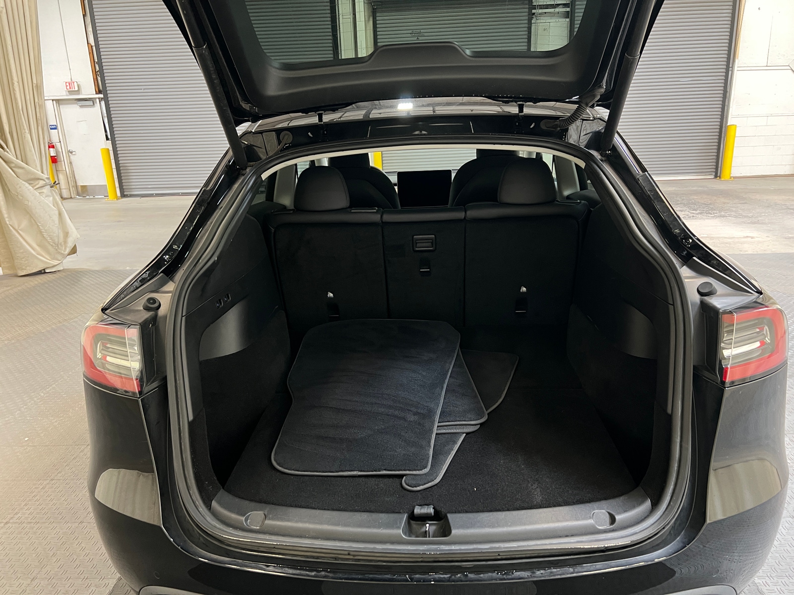 Thumbnail: 2022 Tesla Model Y - 6