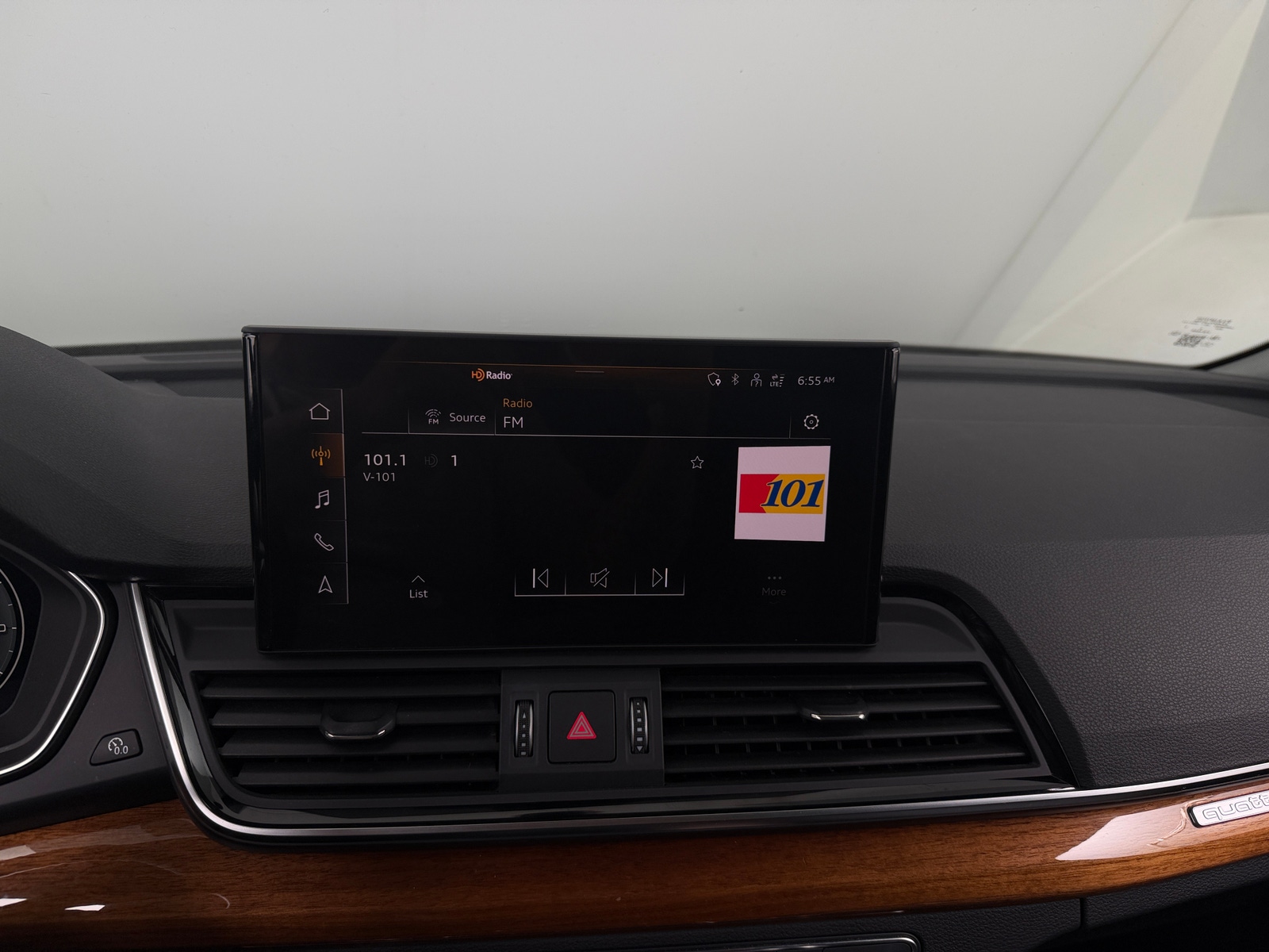 Thumbnail: 2023 Audi Q5 - 3