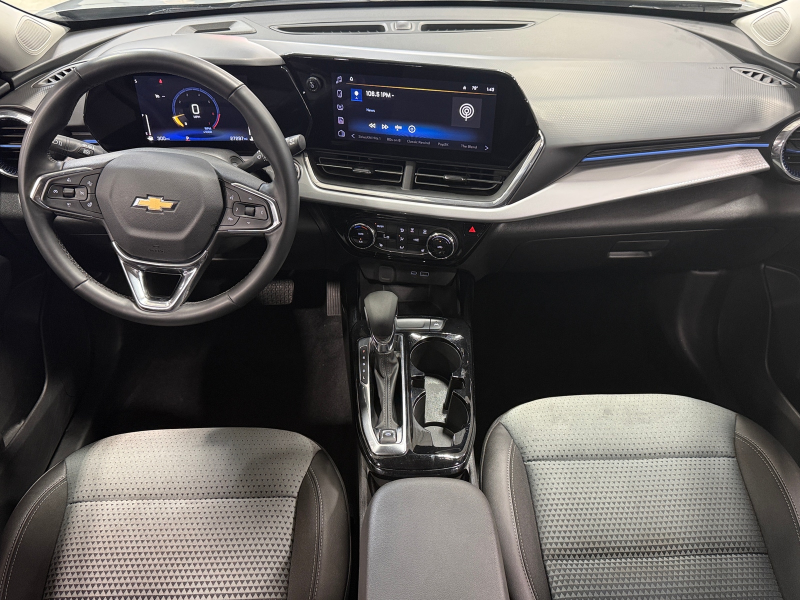Thumbnail: 2025 Chevrolet Trax - 3