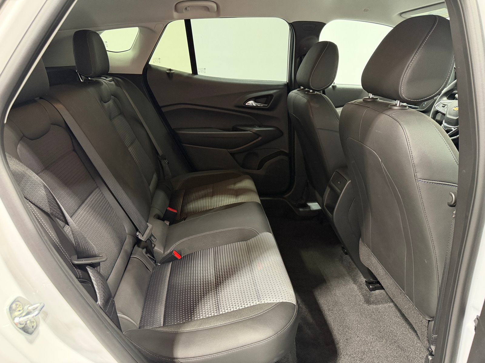 Thumbnail: 2025 Chevrolet Trax - 6