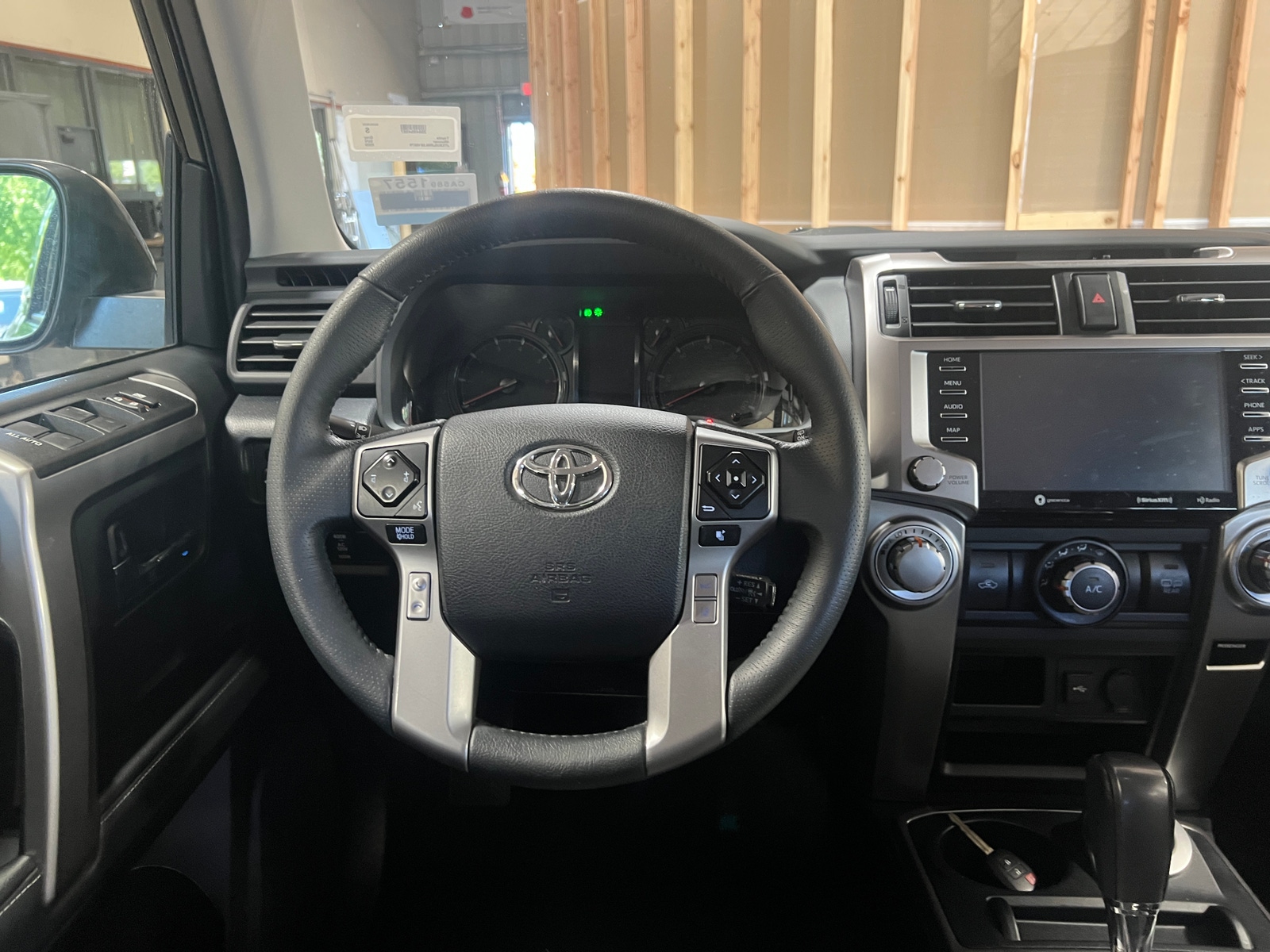 Thumbnail: 2020 Toyota 4Runner - 5