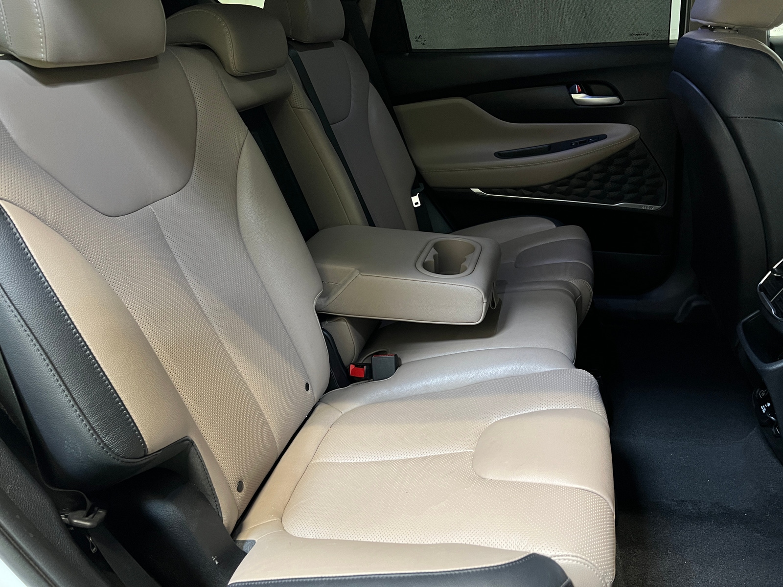 Thumbnail: 2019 Hyundai Santa Fe - 5