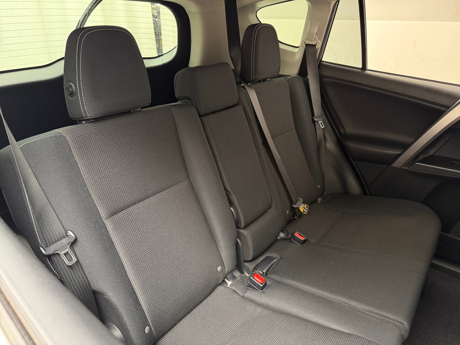 Thumbnail: 2016 Toyota RAV4 - 6
