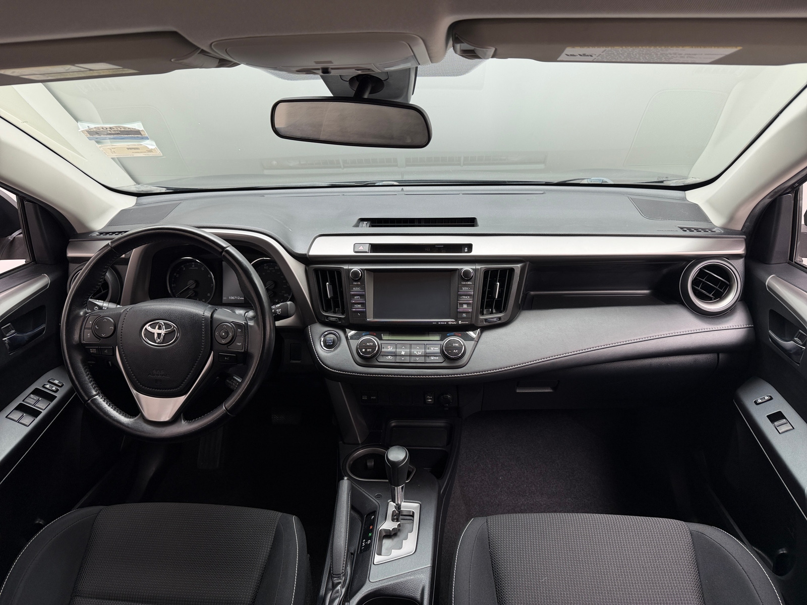 Thumbnail: 2016 Toyota RAV4 - 3