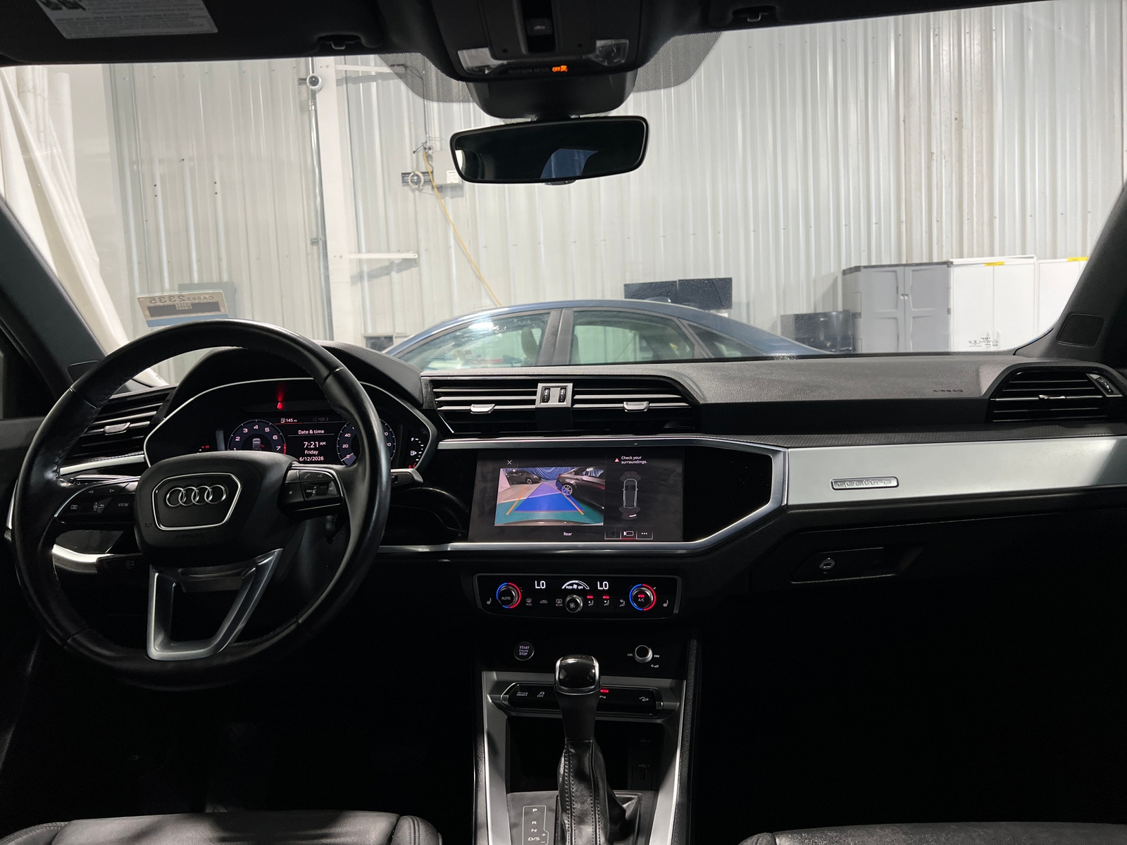 Thumbnail: 2020 Audi Q3 - 2