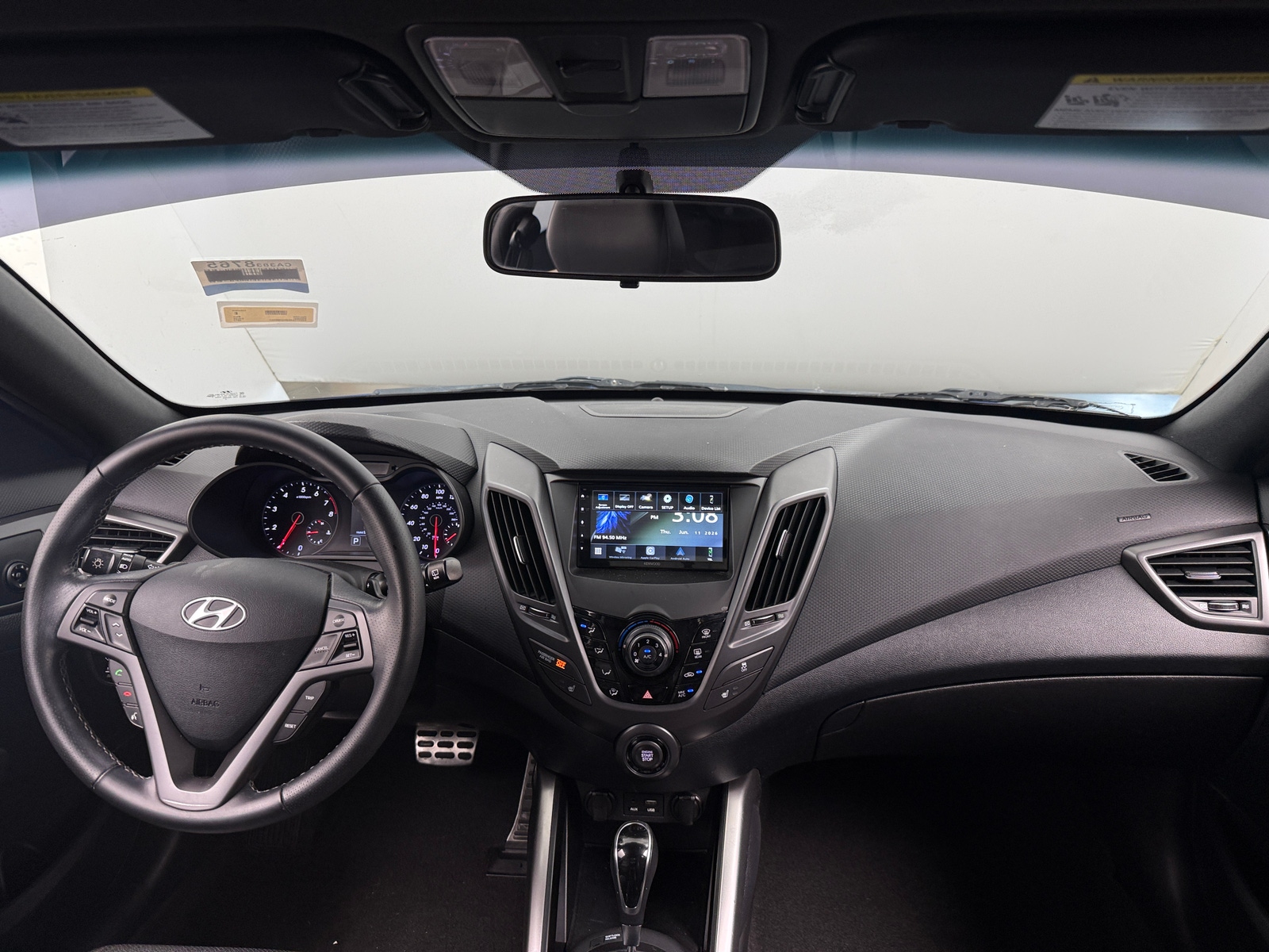 Thumbnail: 2017 Hyundai Veloster - 2