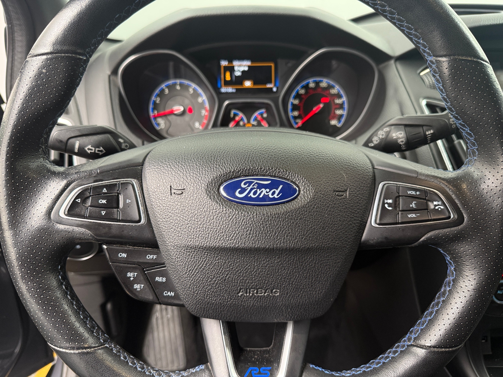Thumbnail: 2017 Ford Focus - 4