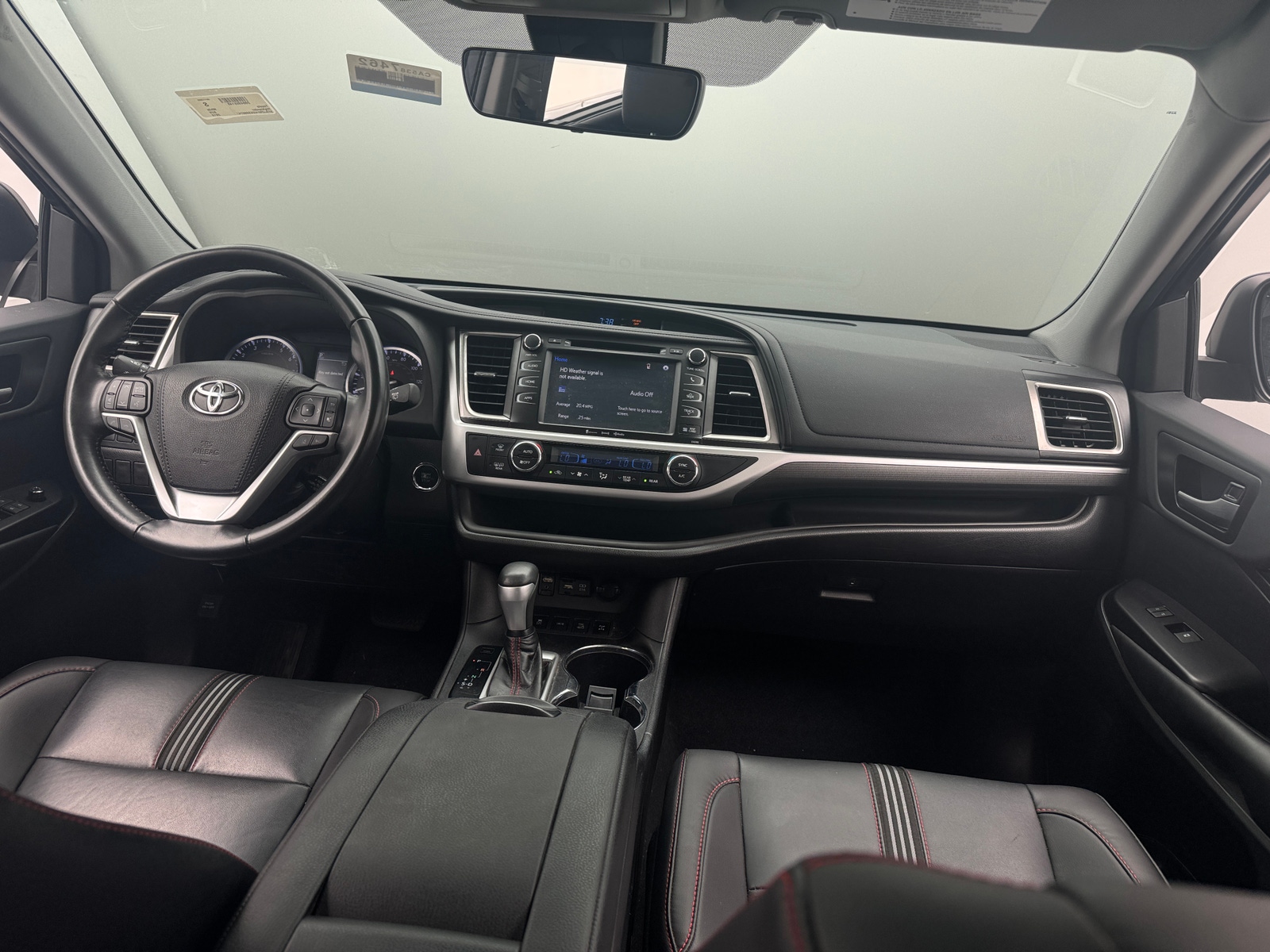 Thumbnail: 2019 Toyota Highlander - 2