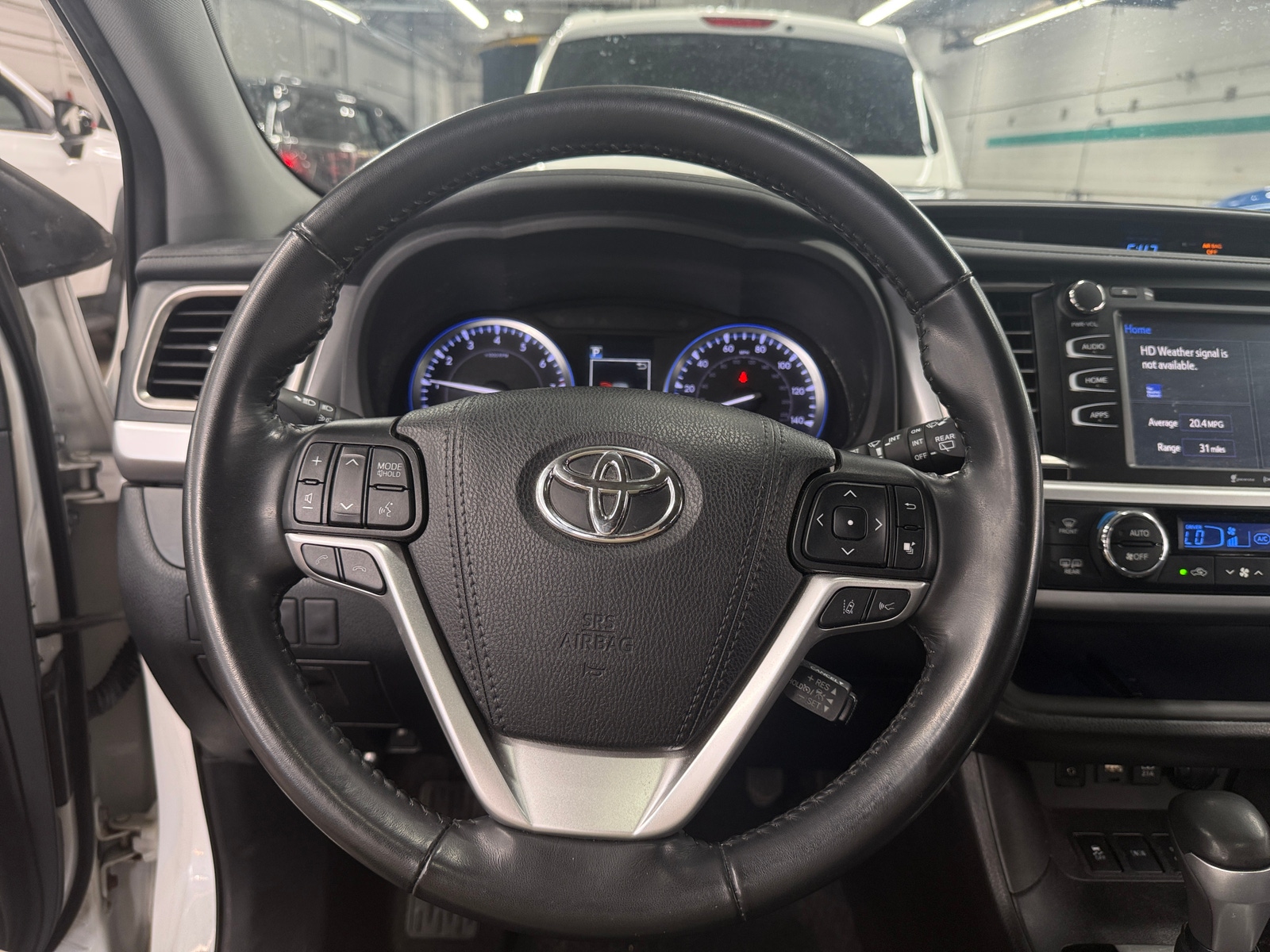 Thumbnail: 2019 Toyota Highlander - 4