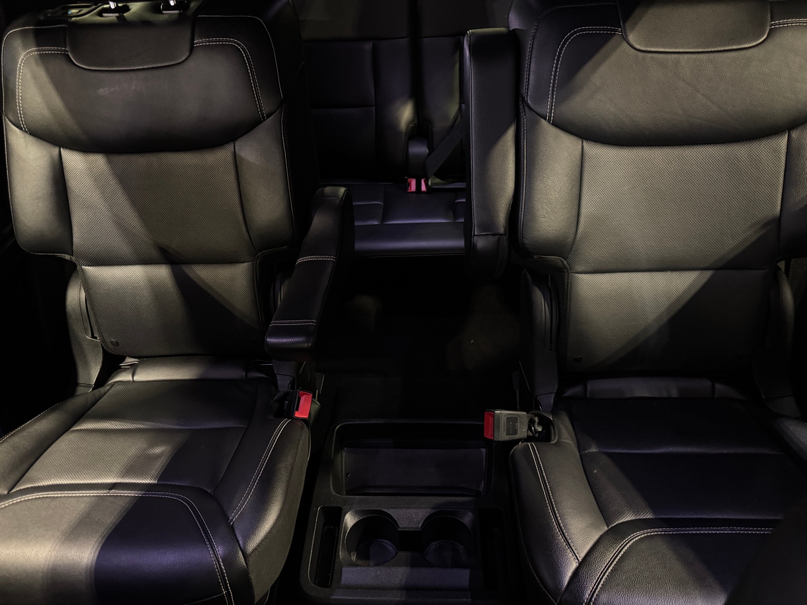 Thumbnail: 2020 Ford Explorer - 5