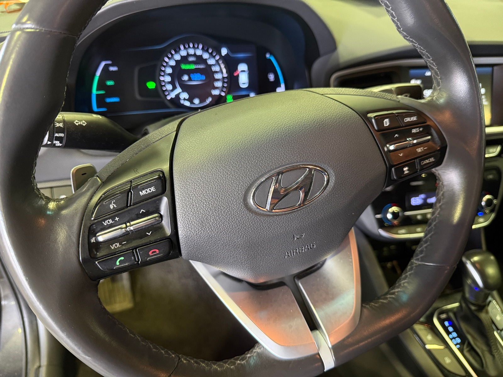 Thumbnail: 2019 Hyundai Ioniq - 4