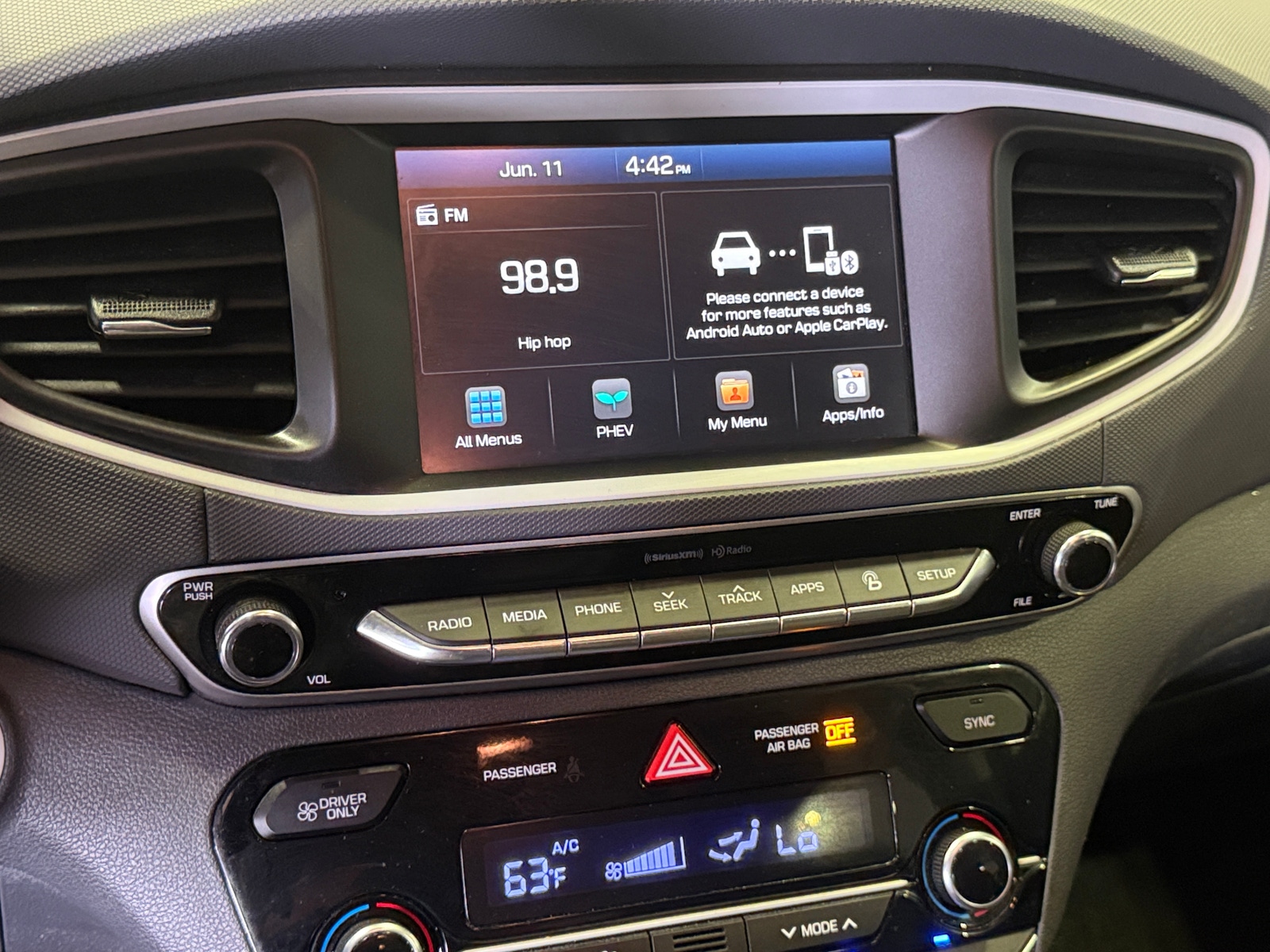 Thumbnail: 2019 Hyundai Ioniq - 3