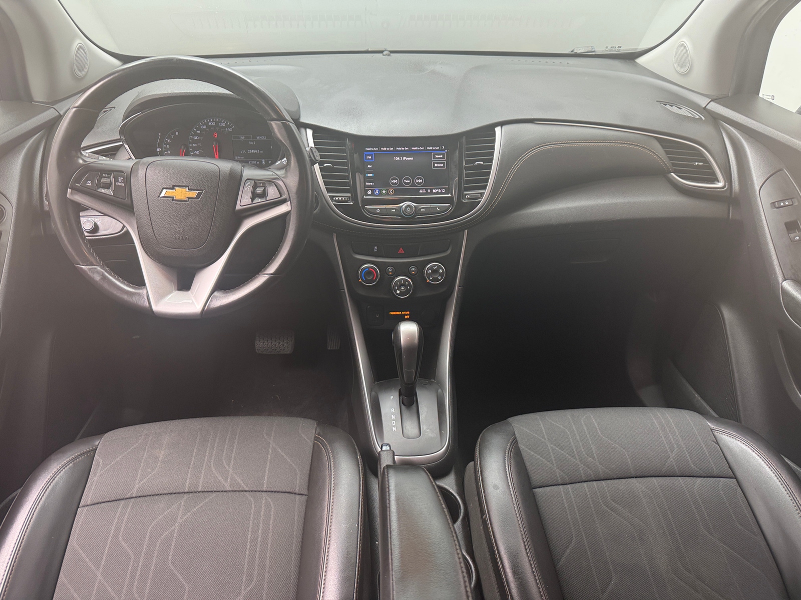 Thumbnail: 2022 Chevrolet Trax - 3