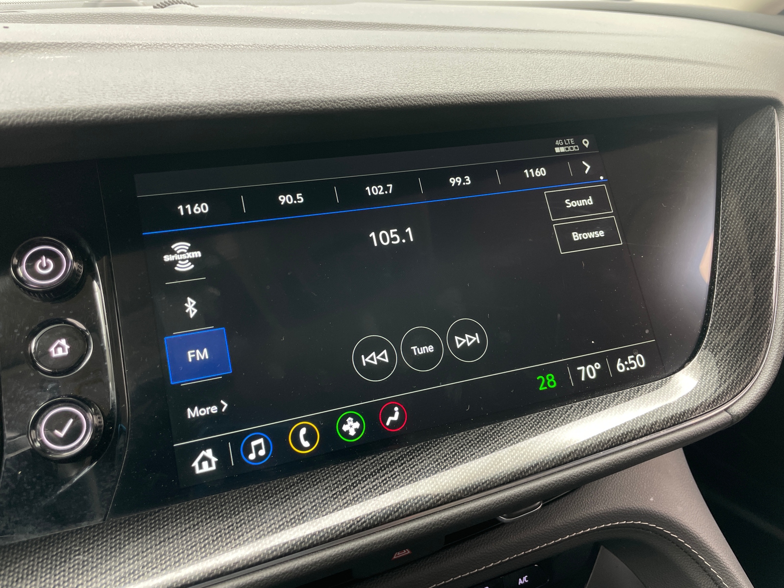Thumbnail: 2023 Buick Envision - 3