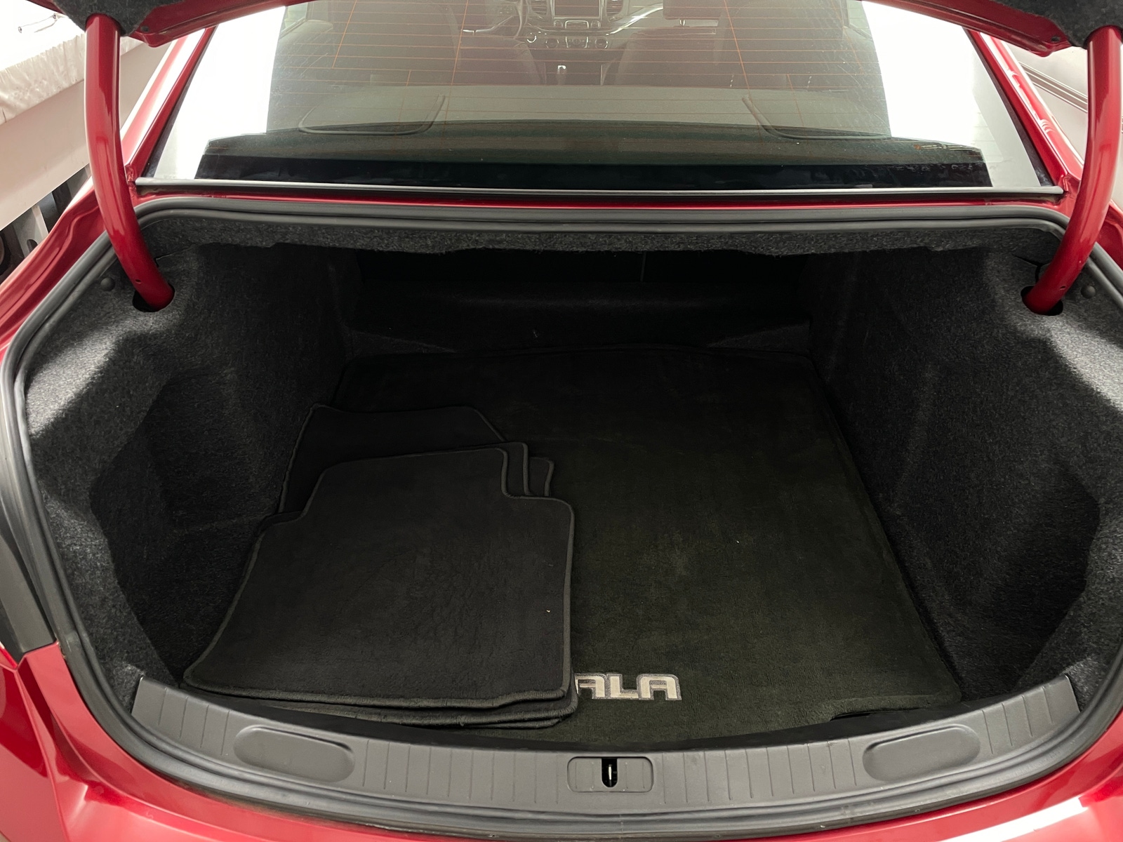Thumbnail: 2015 Chevrolet Impala - 6