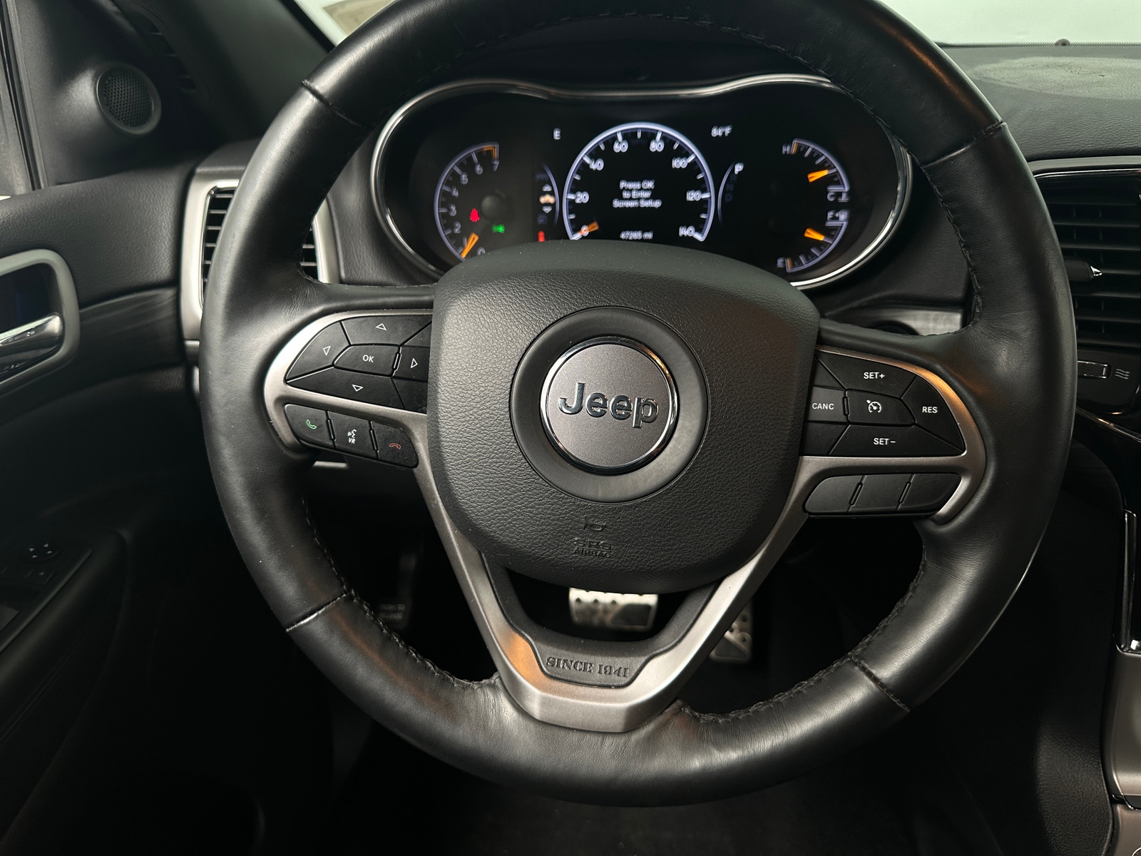 Thumbnail: 2021 Jeep Grand Cherokee - 4
