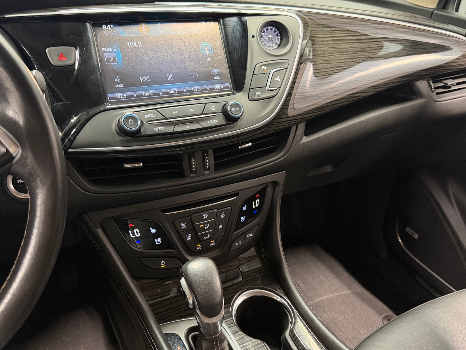 Thumbnail: 2016 Buick Envision - 3