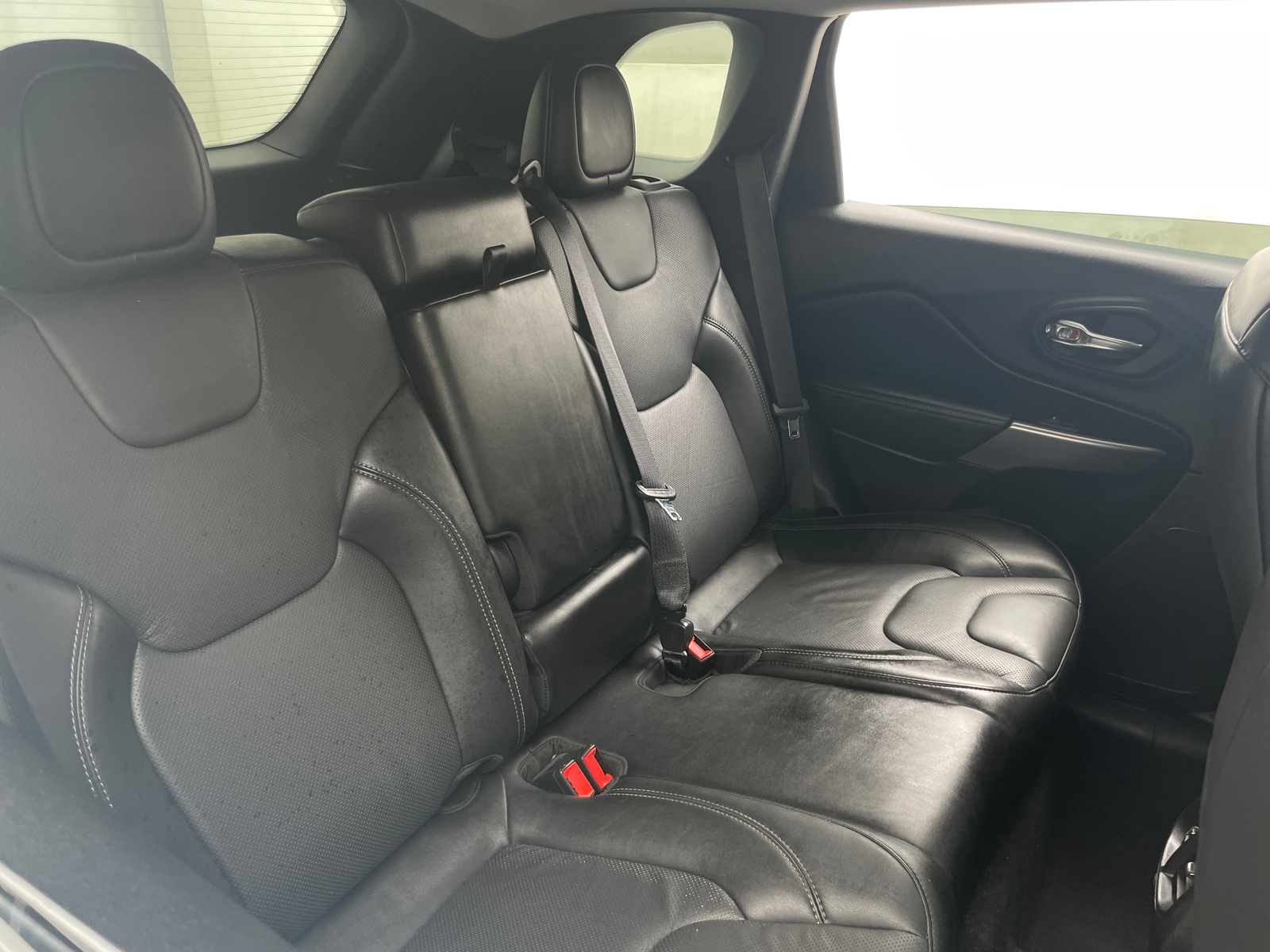 Thumbnail: 2021 Jeep Cherokee - 5