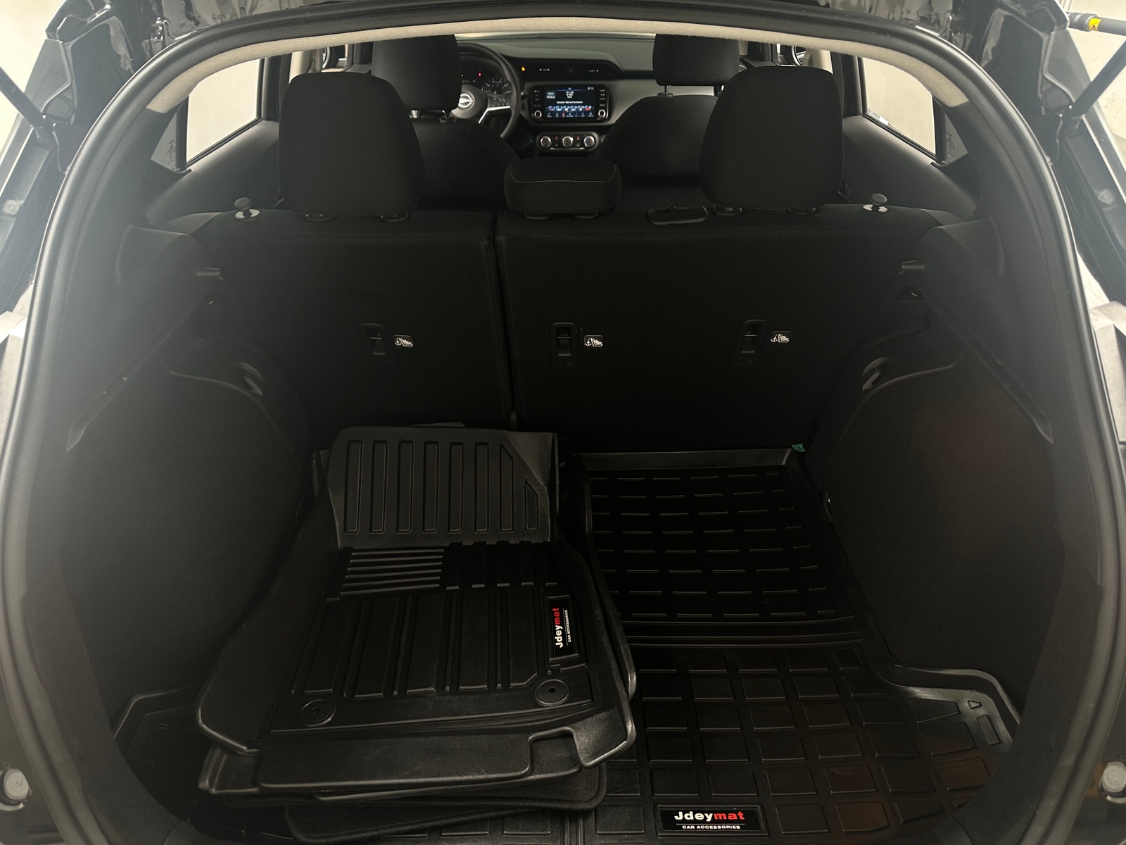 Thumbnail: 2024 Nissan Kicks - 7