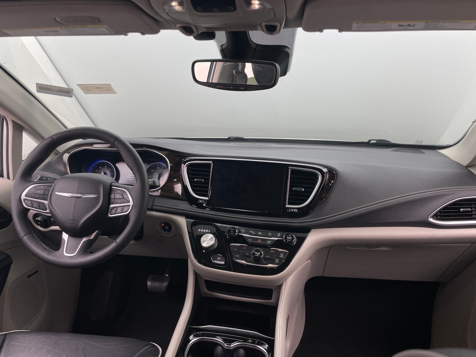 Thumbnail: 2022 Chrysler Pacifica - 2