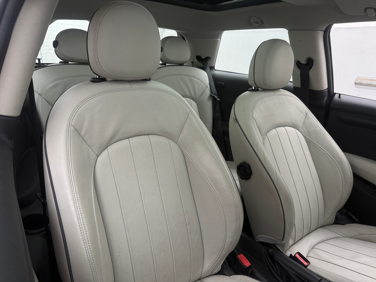 Thumbnail: 2015 MINI Cooper Hardtop - 2