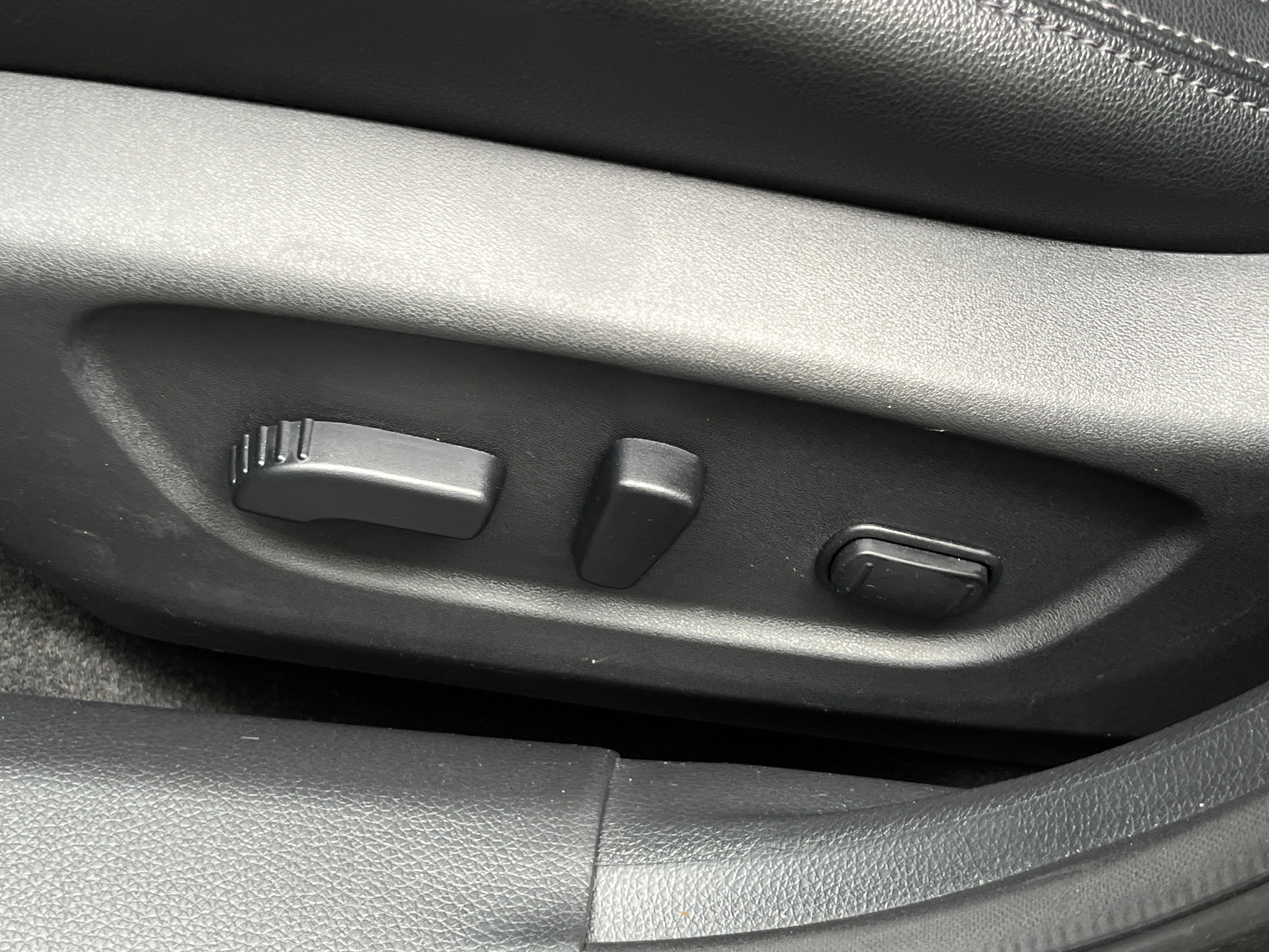 2020 Nissan Rogue SL - Photo 10