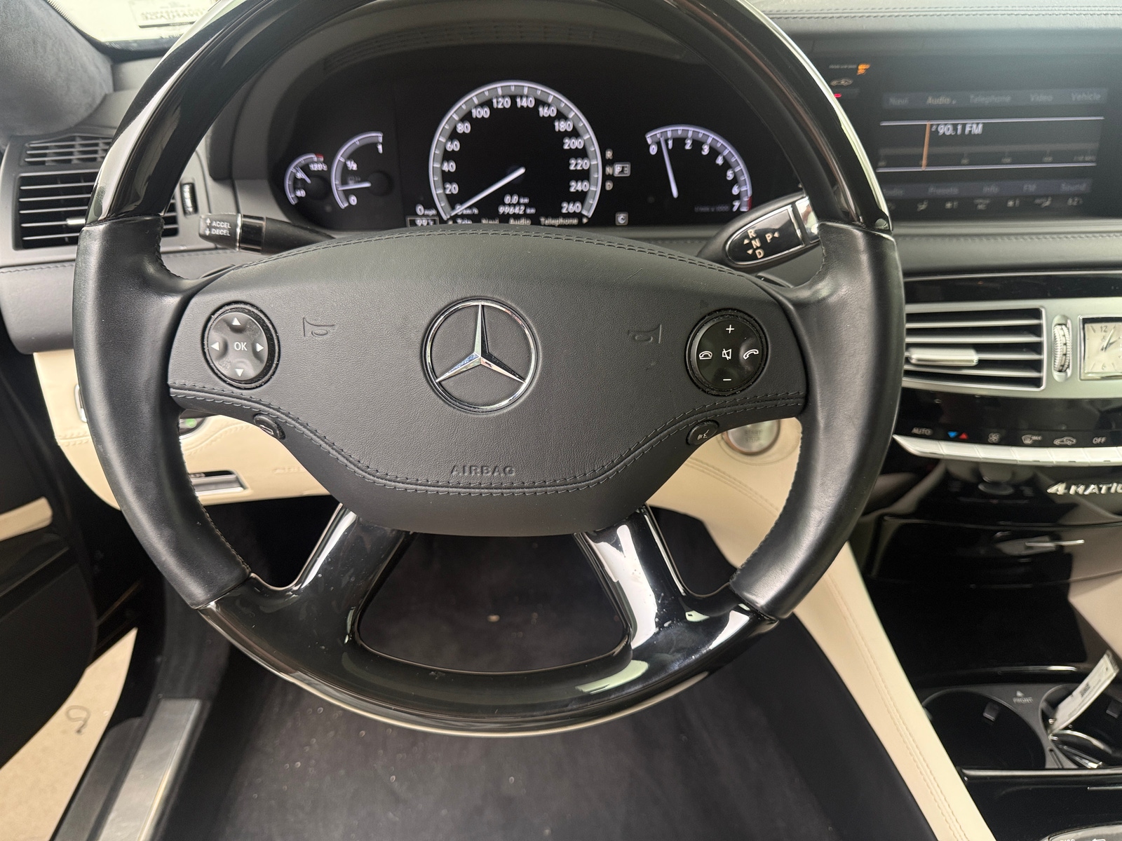Thumbnail: 2010 Mercedes-Benz CL-Class - 3