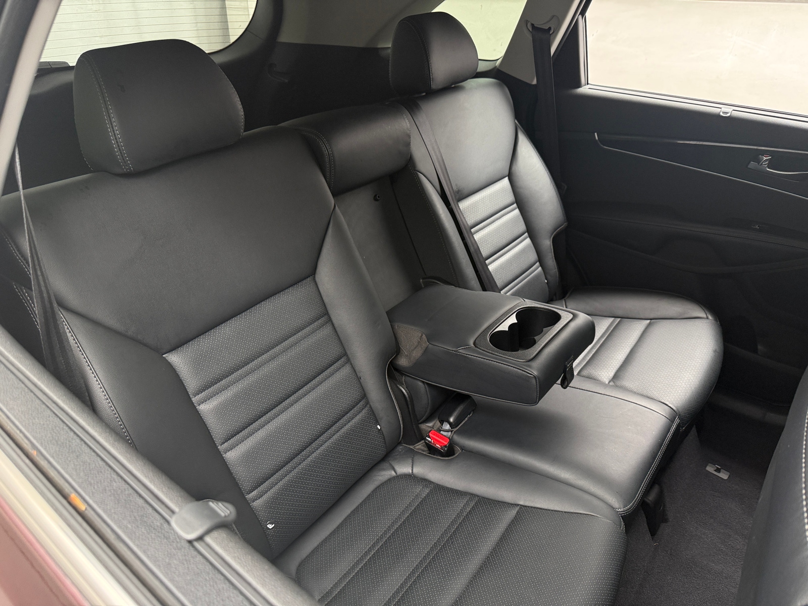 Thumbnail: 2017 Kia Sorento - 5