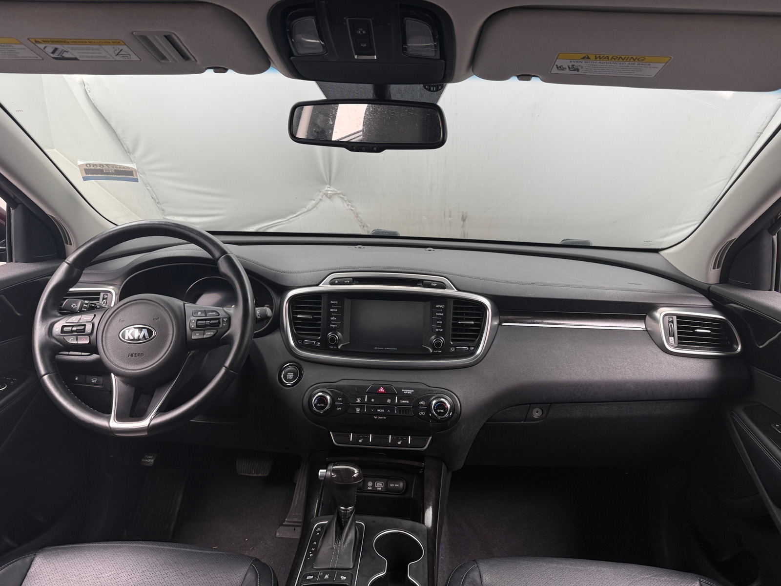 Thumbnail: 2017 Kia Sorento - 2