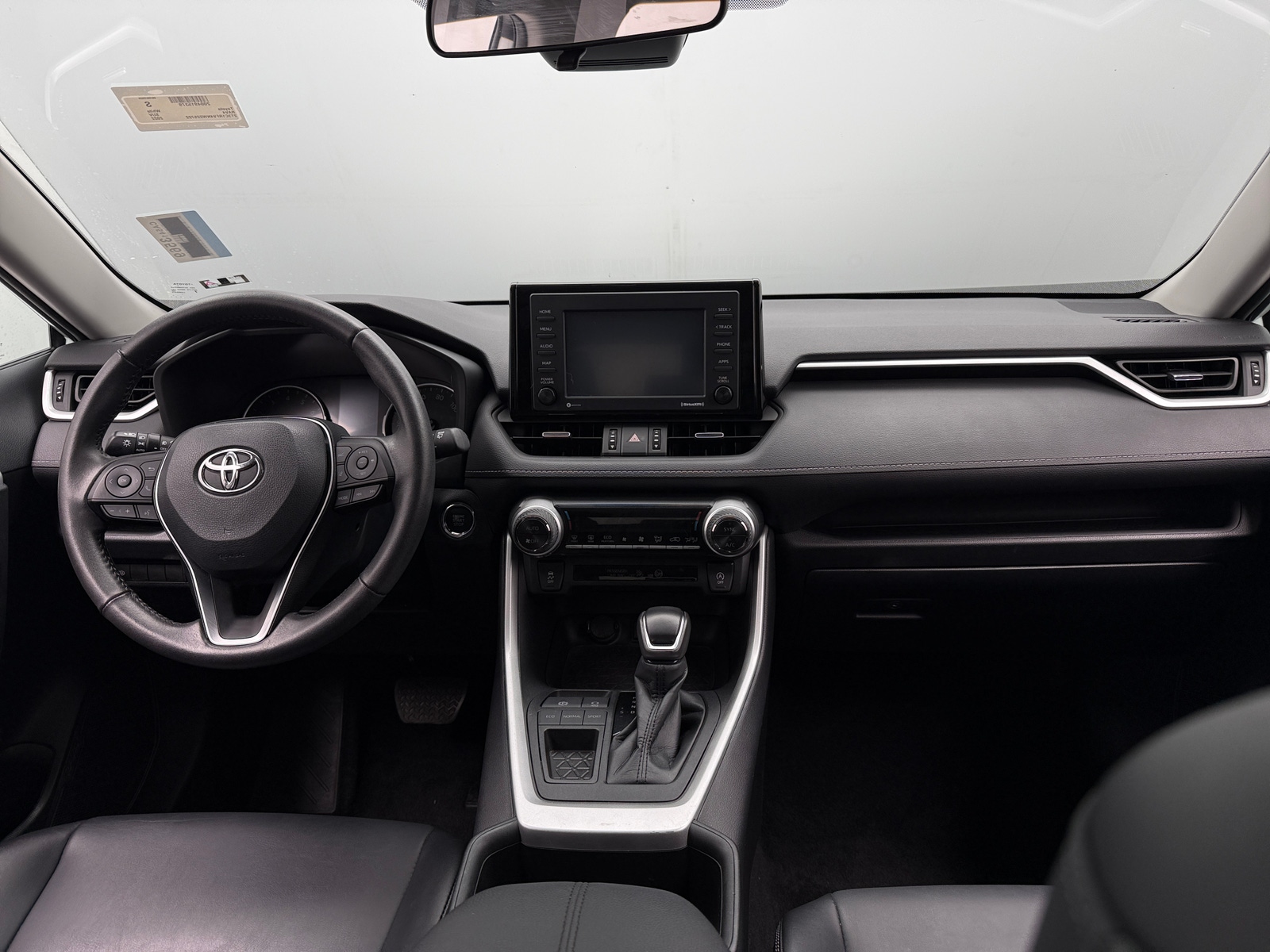 Thumbnail: 2022 Toyota RAV4 - 3