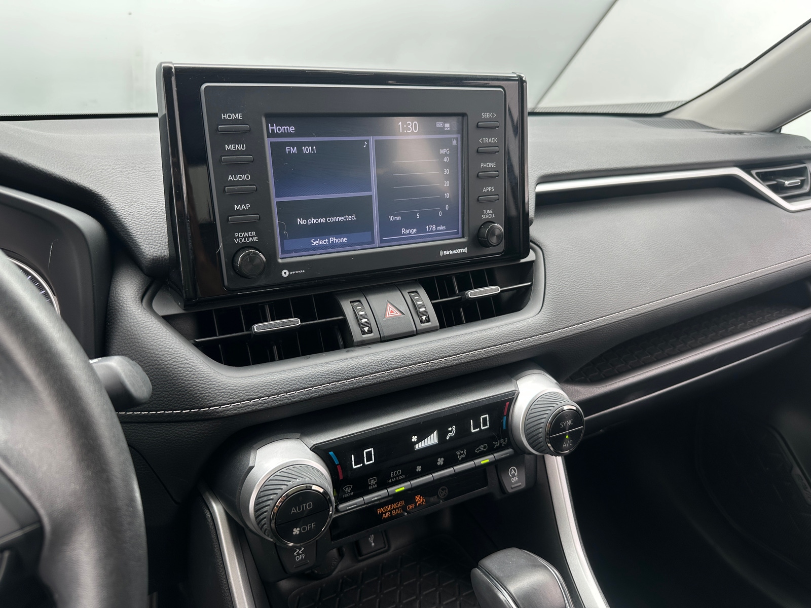 Thumbnail: 2022 Toyota RAV4 - 4