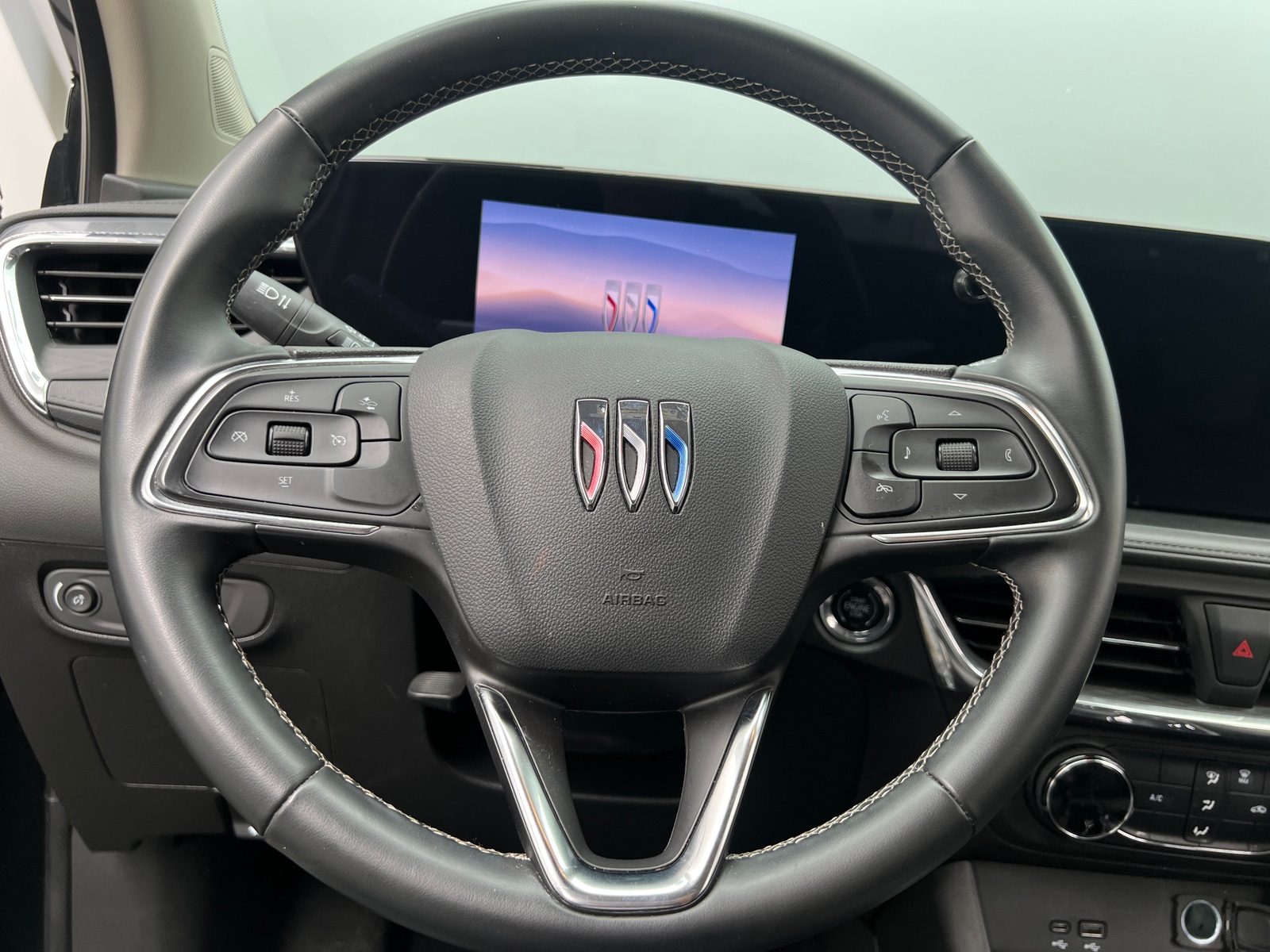Thumbnail: 2025 Buick Encore GX - 4