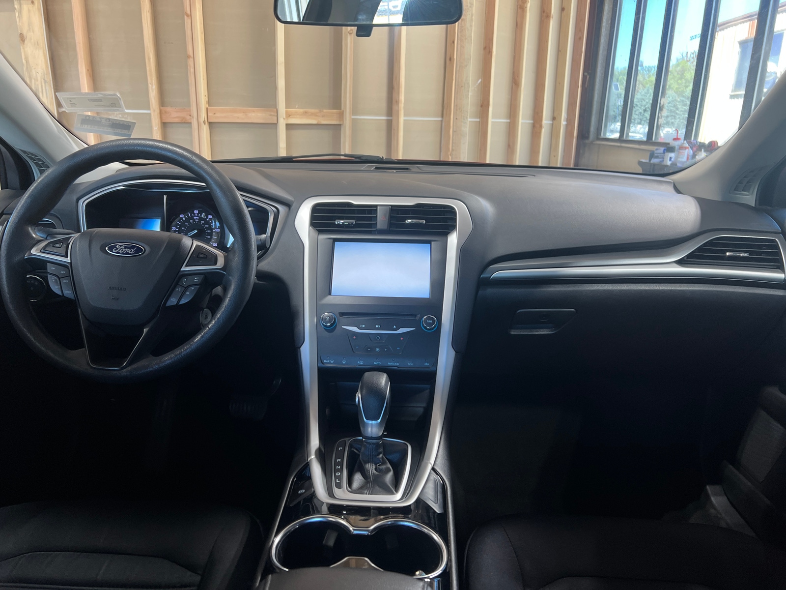 Thumbnail: 2014 Ford Fusion - 3