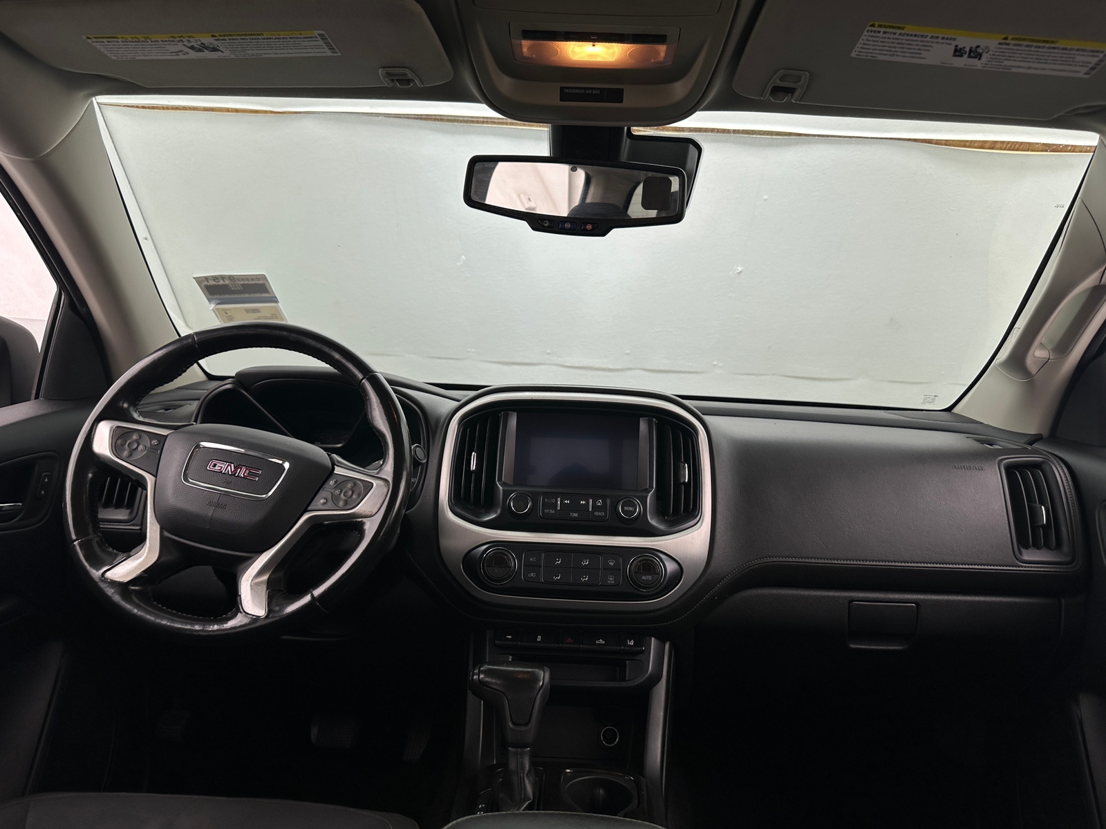 Thumbnail: 2018 GMC Canyon - 3
