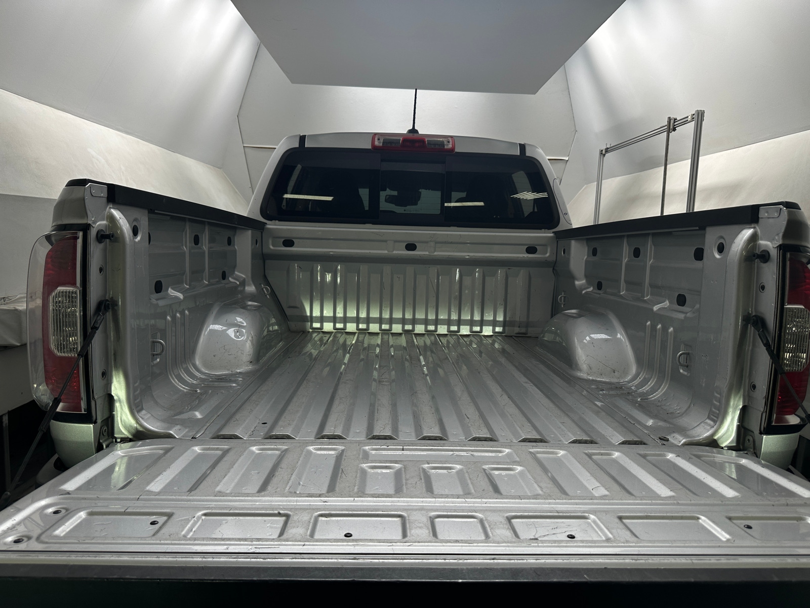 Thumbnail: 2018 GMC Canyon - 7