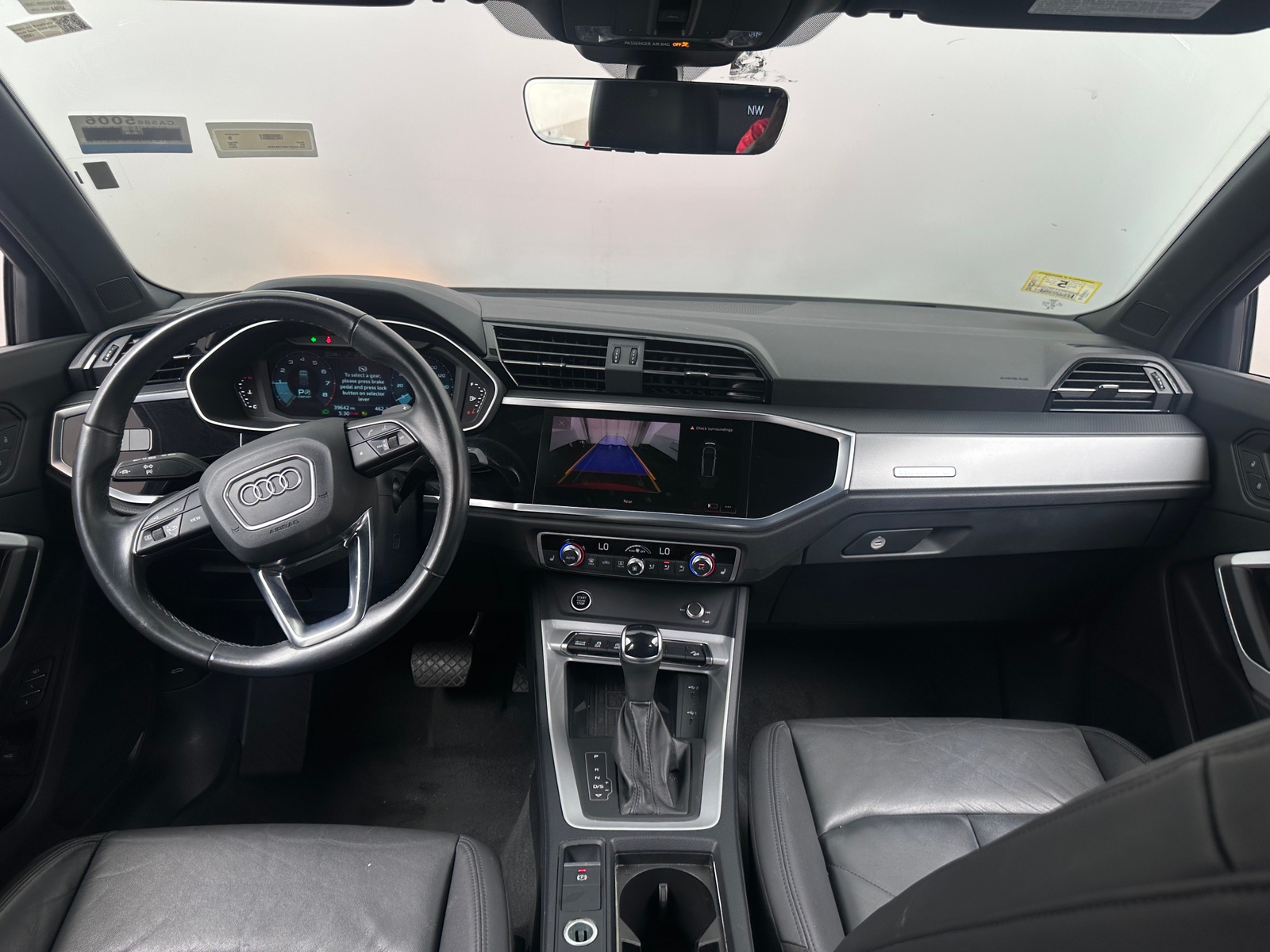 Thumbnail: 2024 Audi Q3 - 2
