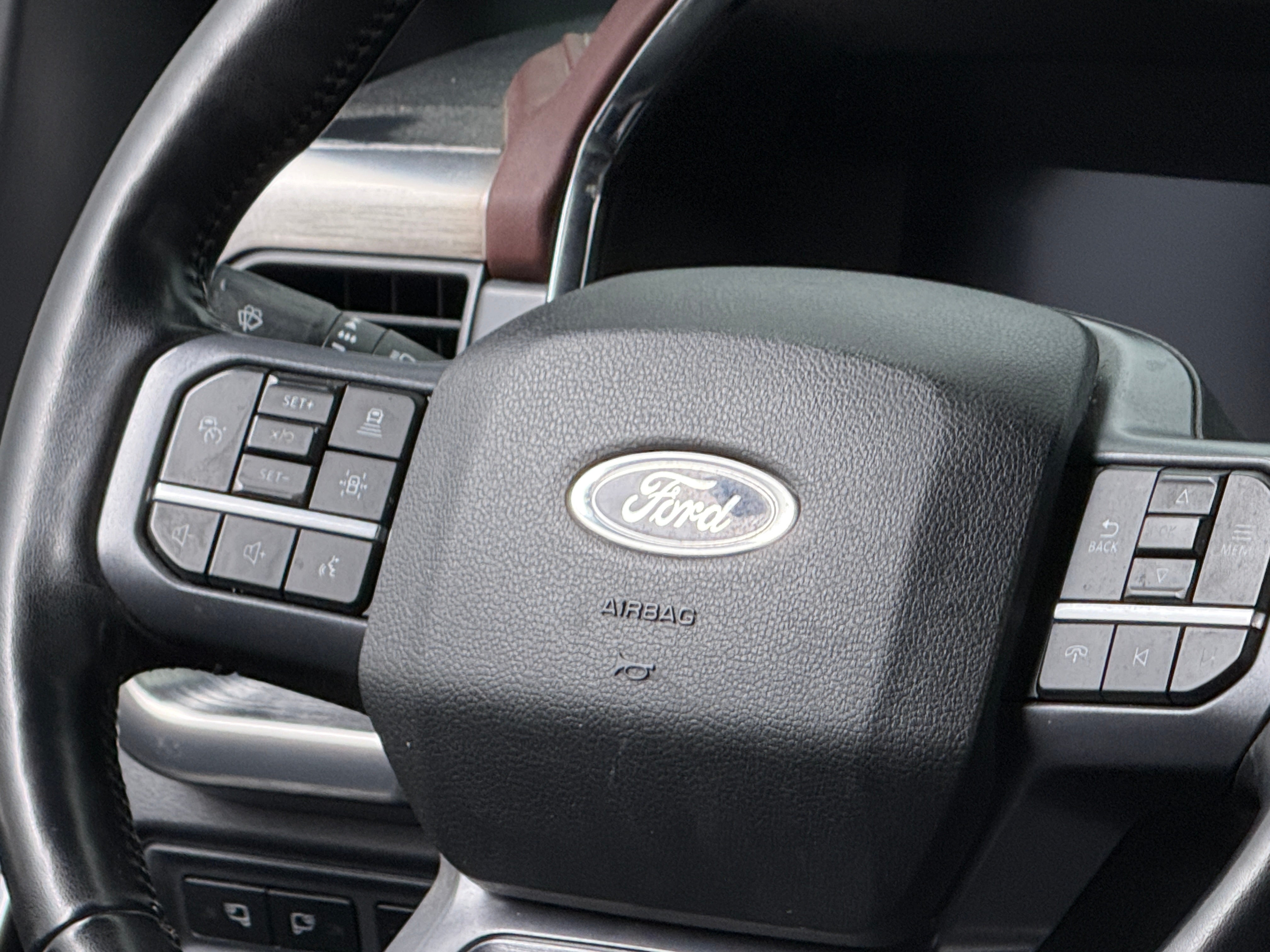 2023 Ford F-150 Lariat - Photo 8