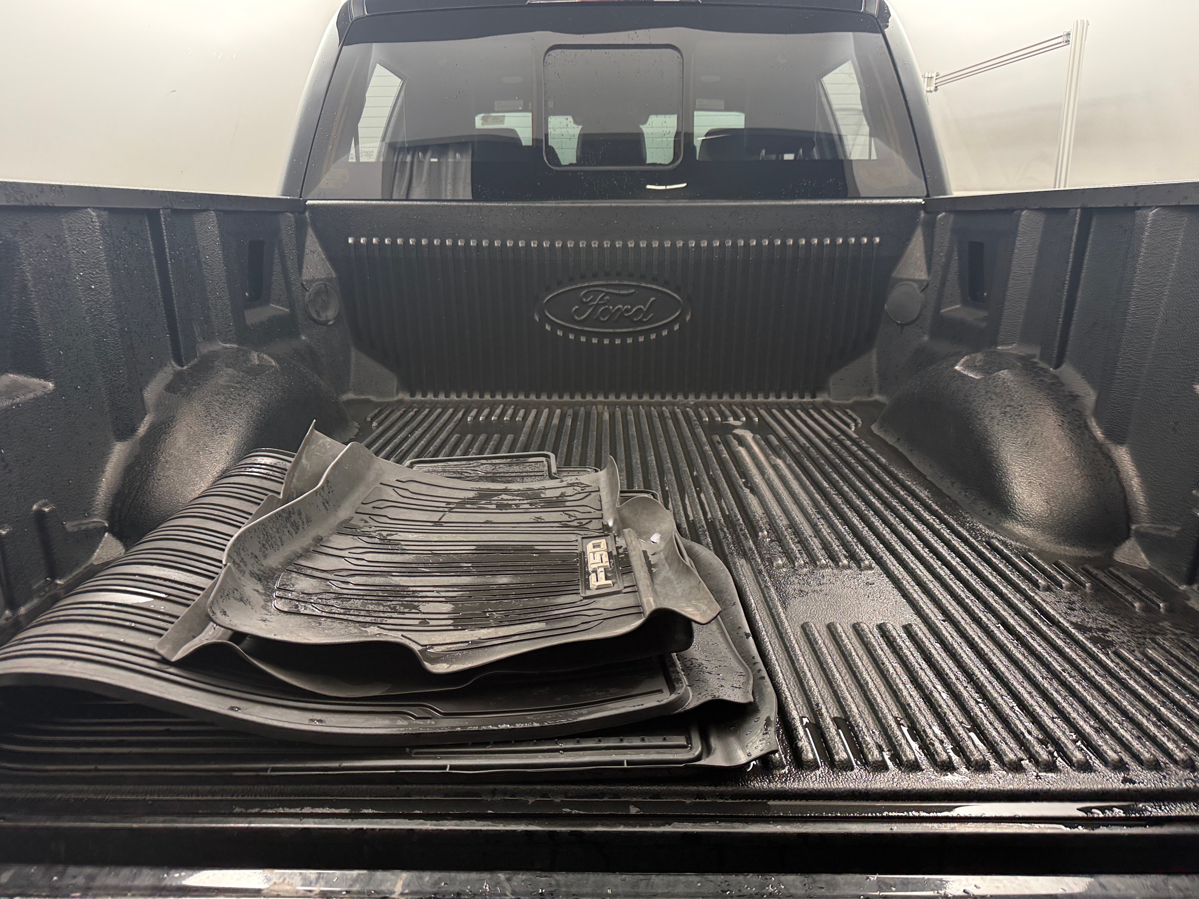 2023 Ford F-150 Lariat - Photo 10