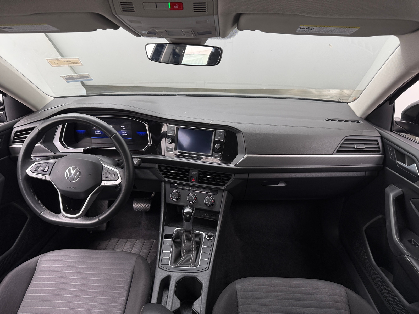 Thumbnail: 2024 Volkswagen Jetta - 3